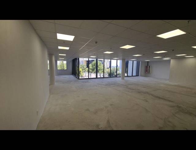 BUSINESS PROPERTY TO RENT IN WATERFALL